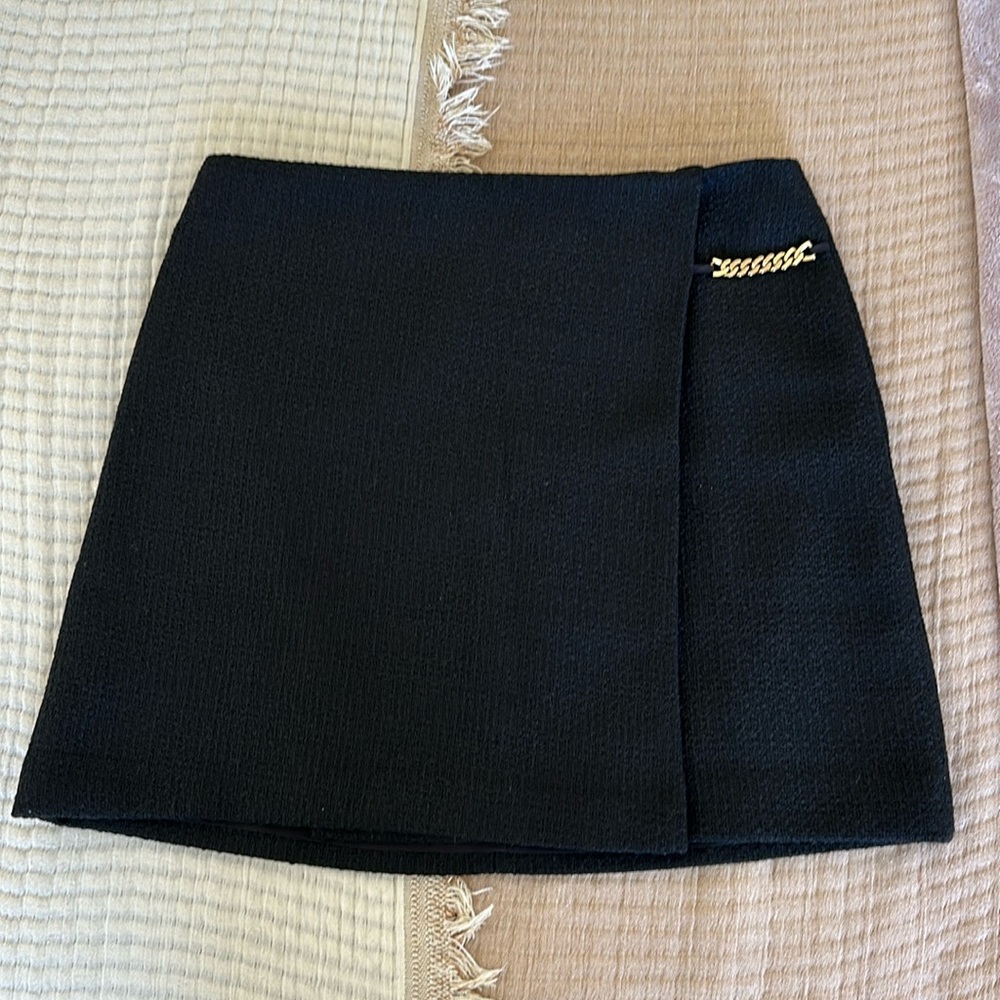 New with Tags Ann Taylor Black Tweed Skirt